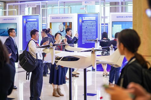 聚上海,創(chuàng)未來(lái) 第四屆 海聚英才 全球創(chuàng)新創(chuàng)業(yè)峰會(huì)在滬開幕