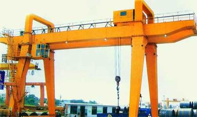 橋式起重機與門式起重機 功能、結(jié)構(gòu)與應用場景解析